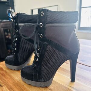 Stylish Black Women's Ankle Boots
